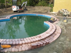 �ttaformad pool